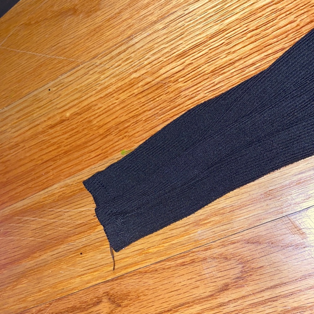 Black Ruched Top - Picture 4 of 6